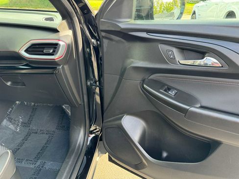 Used 2023 Chevrolet TrailBlazer RS image 16