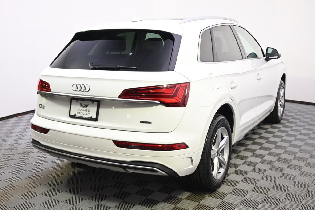 Used 2023 Audi Q5 2.0T Premium w/ Convenience Package AWD/4WD image 6