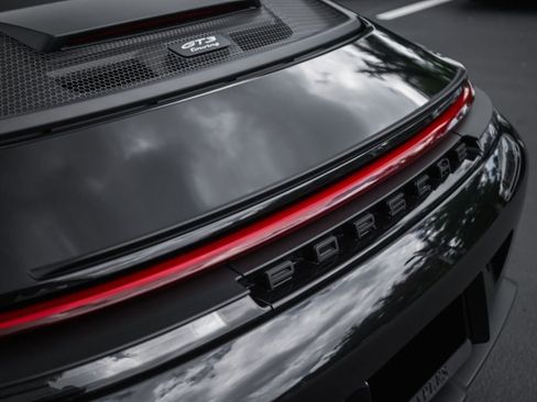 Used 2026 Porsche 911 GT3 RWD image 25