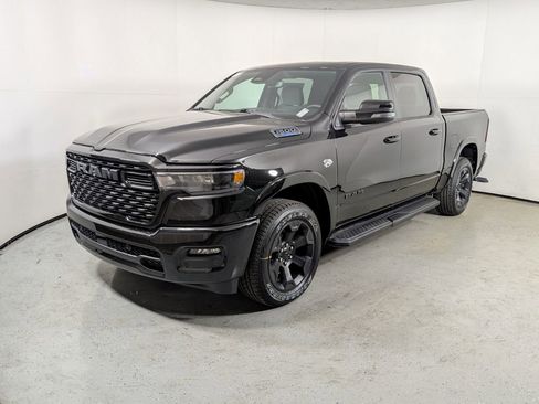 New 2026 RAM 1500 4x4 Crew Cab image 3