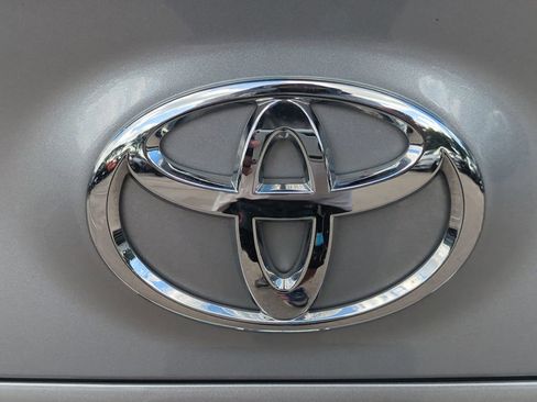 Used 2023 Toyota Camry SE w/ Convenience Package FWD image 31