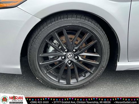 Used 2023 Toyota Camry XSE image 9
