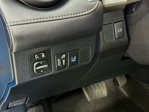 Certified 2018 Toyota RAV4 Limited w/ Advanced Technology Package image 12