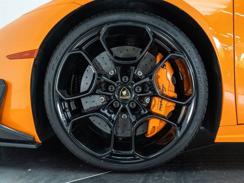 Used 2017 Lamborghini Huracan LP 610-4 AWD/4WD image 74