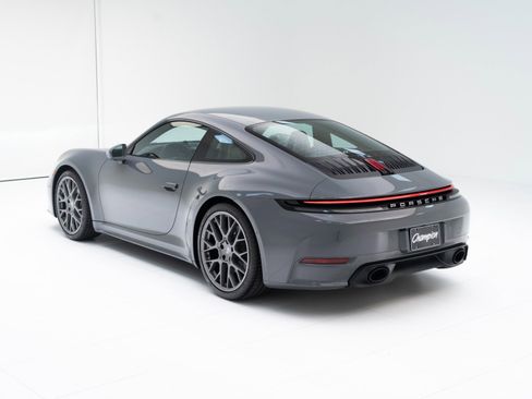 Certified 2025 Porsche 911 Carrera image 3