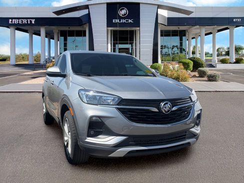 Used 2023 Buick Encore GX Preferred AWD/4WD image 2