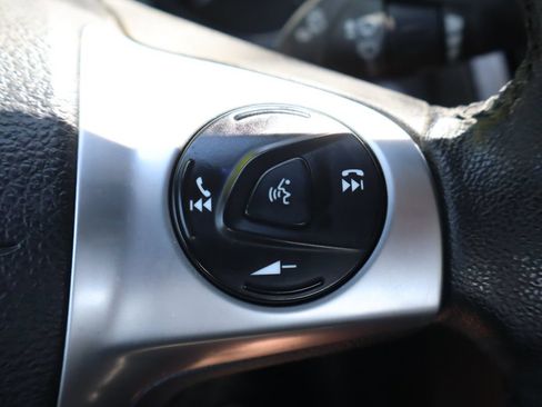Used 2014 Ford Focus Titanium FWD image 30