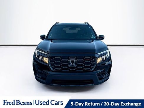 Used 2022 Honda Passport TrailSport image 2