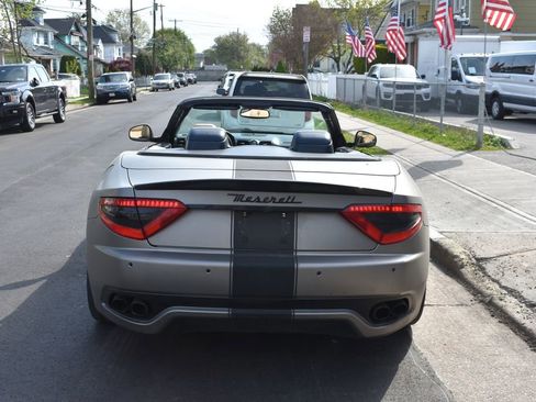 Used 2013 Maserati GranTurismo Sport RWD image 7