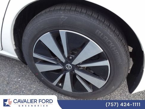 Used 2019 Nissan Altima 2.5 SV FWD image 8