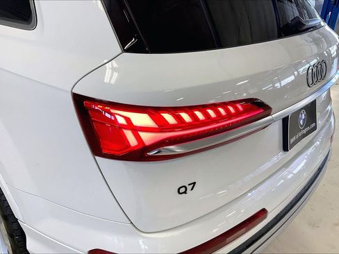 Used 2025 Audi Q7 3.0T Premium Plus AWD/4WD image 27