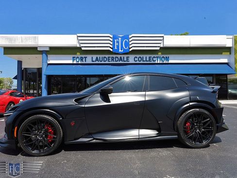 Used 2023 Ferrari Purosangue AWD/4WD image 3