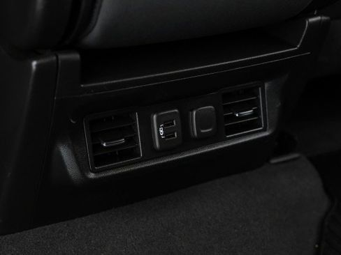 Used 2022 Chevrolet Silverado 1500 LT RWD image 37
