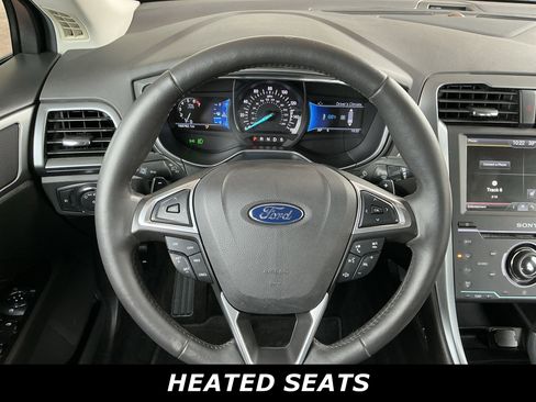 Used 2015 Ford Fusion Titanium image 5