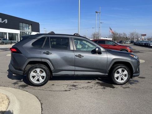 Used 2020 Toyota RAV4 XLE image 8