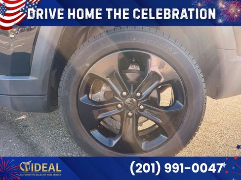 Used 2018 Jeep Compass Latitude w/ Popular Equipment Group AWD/4WD image 35