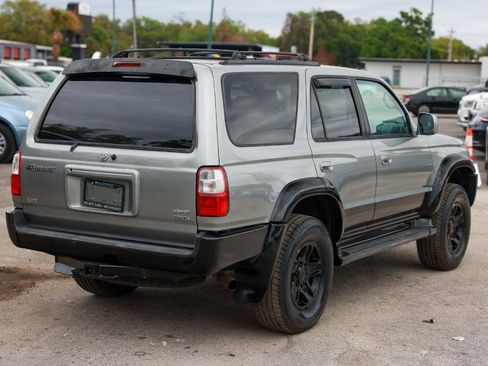 Used 2001 Toyota 4Runner SR5 image 11