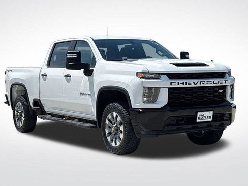 Used 2022 Chevrolet Silverado 2500 Custom AWD/4WD image 9