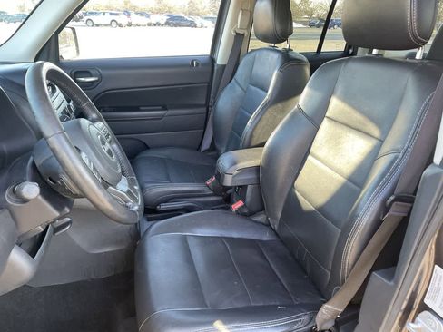 Used 2015 Jeep Patriot High Altitude image 12