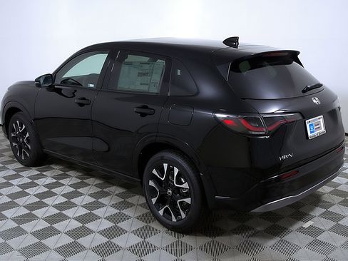 Certified 2026 Honda HR-V EX-L image 9