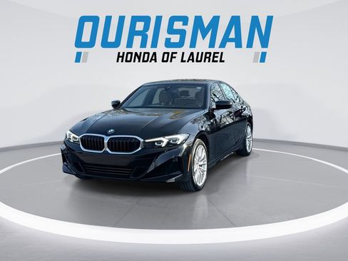 Used 2023 BMW 330i xDrive Sedan w/ Premium Package AWD/4WD image 4