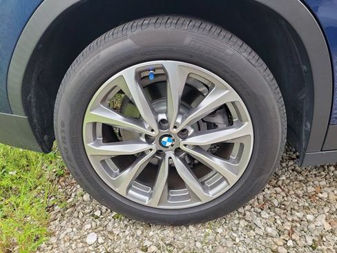 Used 2019 BMW X3 xDrive30i w/ Premium Package AWD/4WD image 5