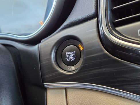 Used 2022 Jeep Grand Cherokee Limited RWD image 19