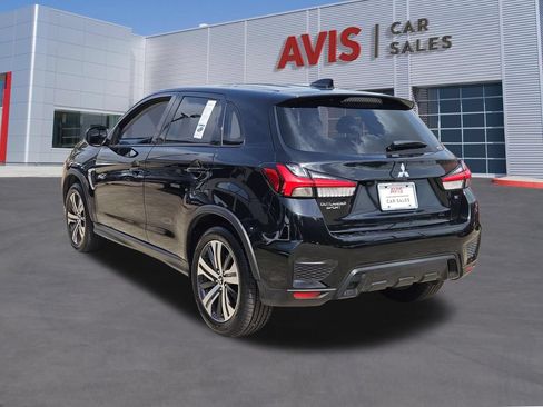 Used 2025 Mitsubishi Outlander Sport SE AWD/4WD image 3