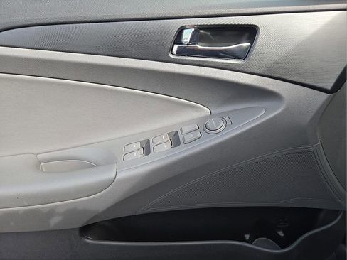 Used 2011 Hyundai Sonata GLS w/ Popular Equipment Pkg 2 FWD image 16