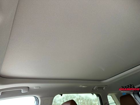 Used 2024 Nissan Rogue Platinum w/ Platinum Premium Package image 32