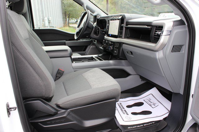 Used 2024 Ford F350 XLT w/ XLT Premium Package AWD/4WD image 16