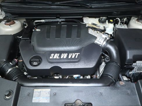 Used 2009 Chevrolet Malibu LT w/ HFV6 Engine Package FWD image 32