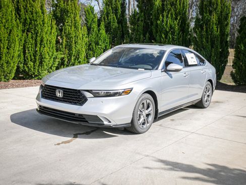 New 2026 Honda Accord EX-L image 5