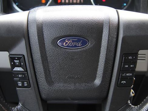 Used 2011 Ford F150 Lariat w/ Lariat Plus Pkg AWD/4WD image 27