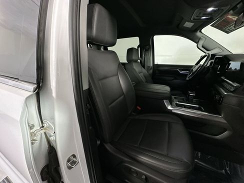 Used 2024 Chevrolet Silverado 1500 LTZ image 25