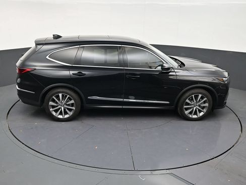 Used 2025 Acura MDX w/ Technology Package FWD image 17