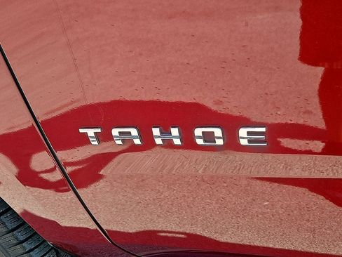 Used 2017 Chevrolet Tahoe LT image 14