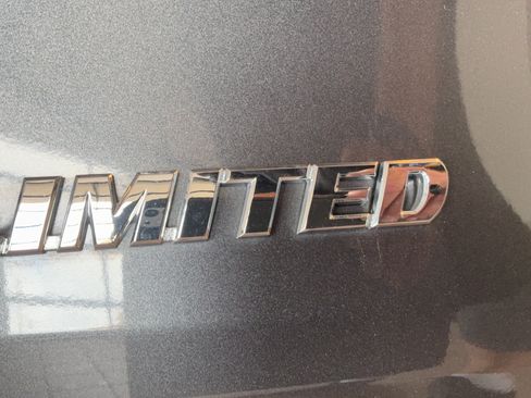 Certified 2025 Toyota Sienna Limited AWD/4WD image 40