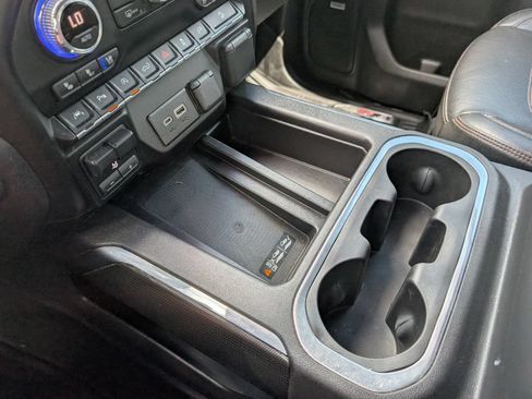 Used 2021 GMC Sierra 1500 AT4 w/ AT4 Value Package AWD/4WD image 25