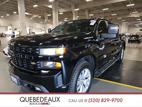Used 2019 Chevrolet Silverado 1500 Custom w/ Custom Max Trailering Package image 1