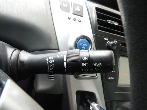 Used 2014 Toyota Prius V Two FWD image 18