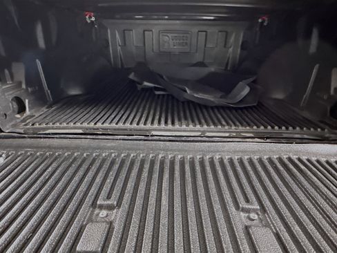 Used 2017 Ford F150 XLT RWD image 32