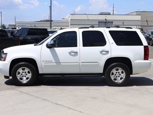 Used 2009 Chevrolet Tahoe LT AWD/4WD image 3