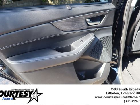 Used 2023 Acura MDX w/ Advance Package AWD/4WD image 27