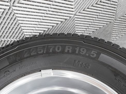 Used 2023 Ford F450 Platinum w/ FX4 Off-Road Package image 35