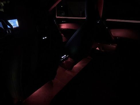 Used 2022 BMW iX xDrive50 w/ Premium Package image 47