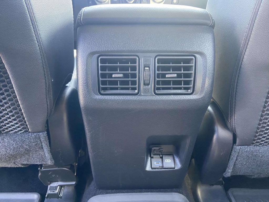 Used 2023 Toyota 4Runner SR5 Premium w/ Moonroof Package RWD image 22
