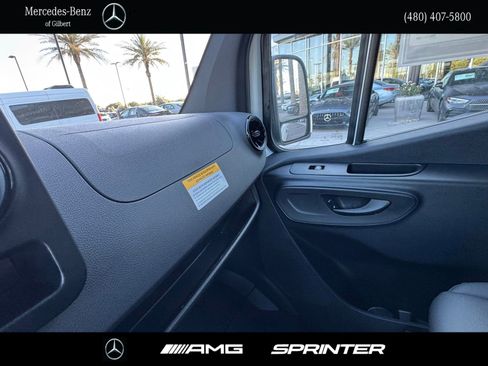 New 2025 Mercedes-Benz Sprinter 2500 image 26