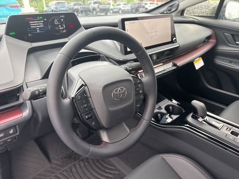 New 2026 Toyota Prius Plug-In Hybrid FWD image 22