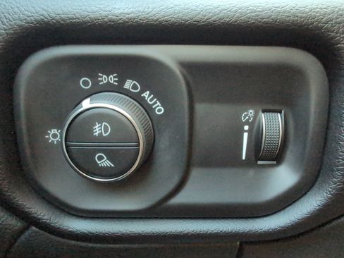 Used 2021 RAM 2500 Big Horn w/ Safety Group AWD/4WD image 36